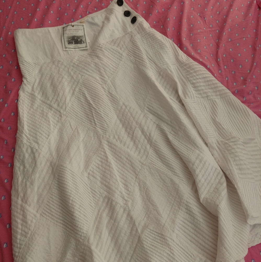 NWT Island Vintage Aline Skirt